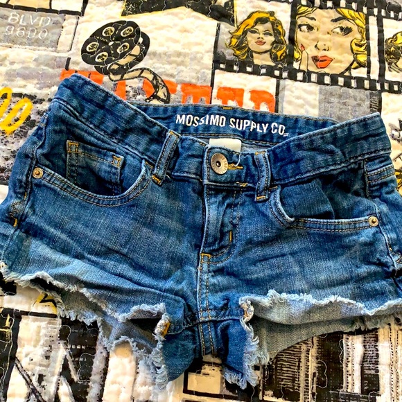 Jean shorts - Picture 1 of 3